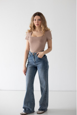 Футболка жіноча